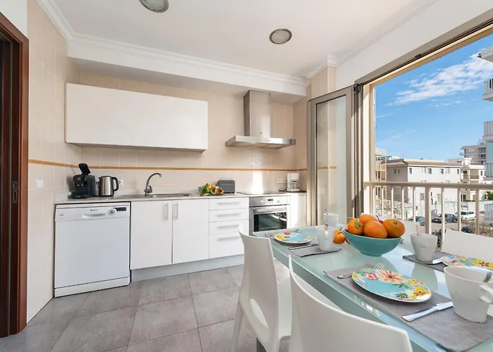 Sunset Castello Playa Апартаменти *