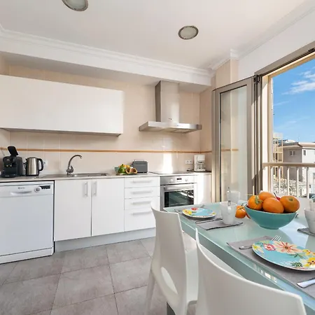 Sunset Castello Playa 아파트 *